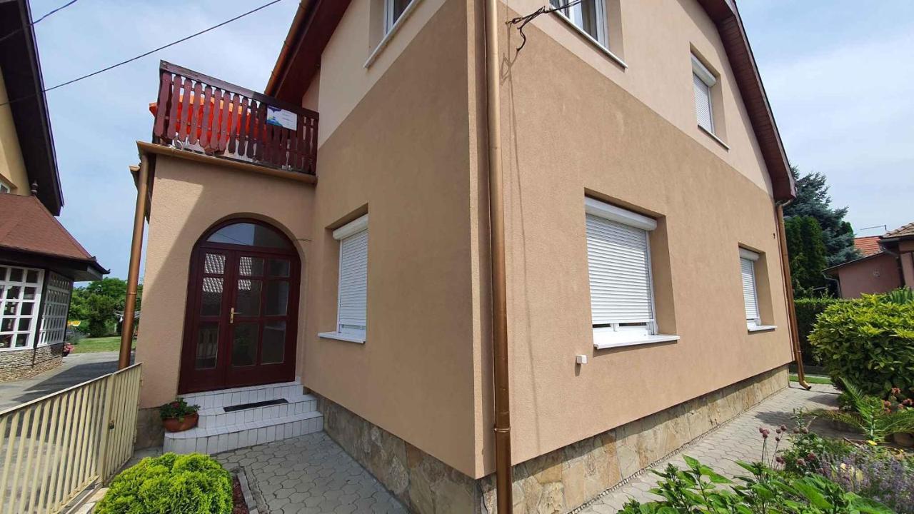 Apartments In Balatonlelle 43115 Exterior foto